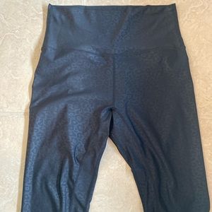 Strong Physiquez leopard leggings